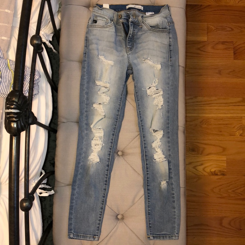 High waisted denim ripped jeans
